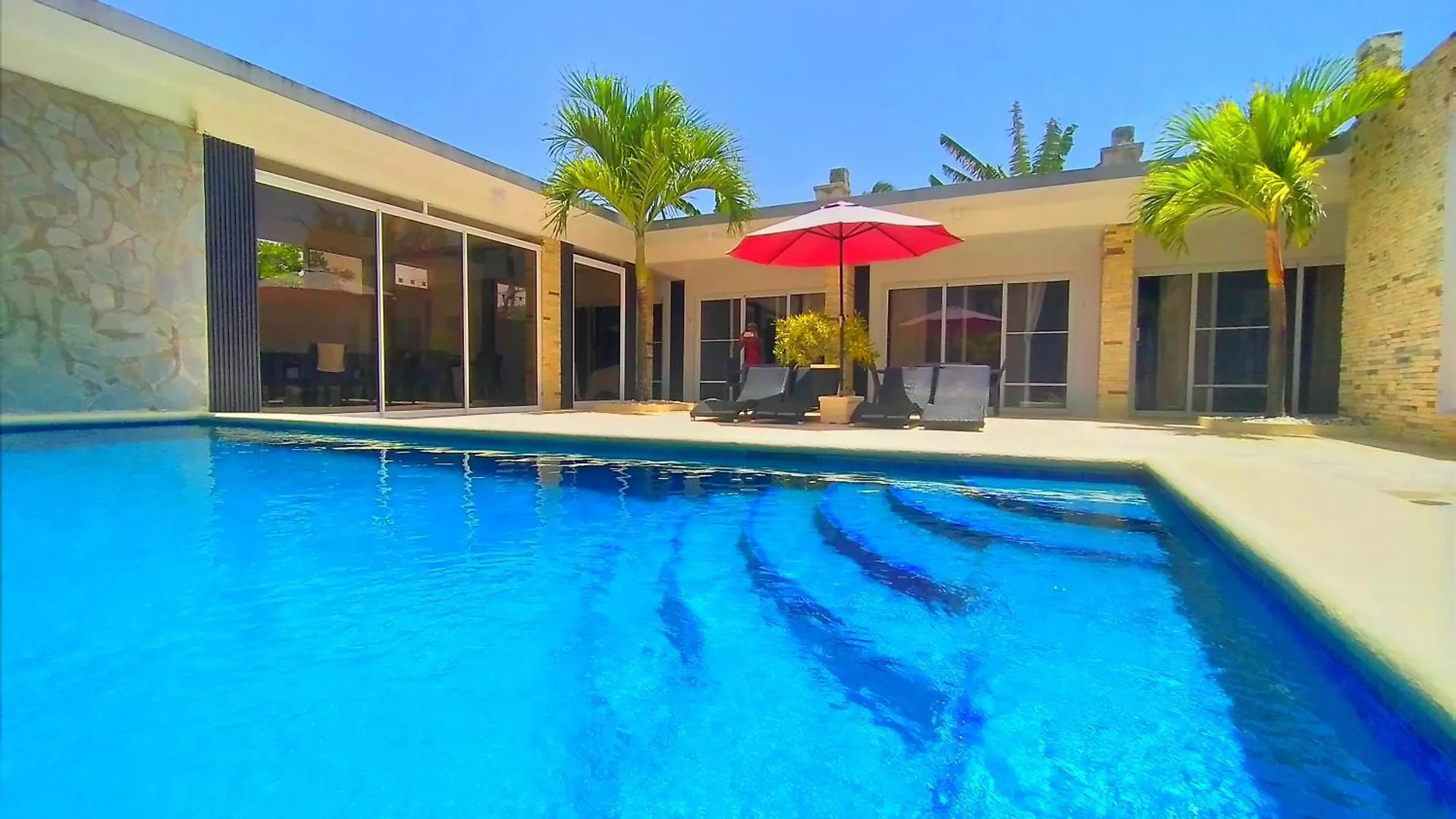 Beachside Villa Cabarete With Private Pool